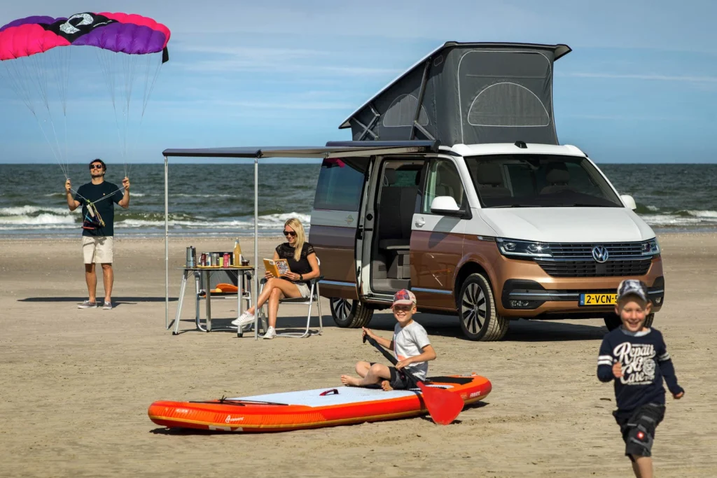 california 6.1 op het strand